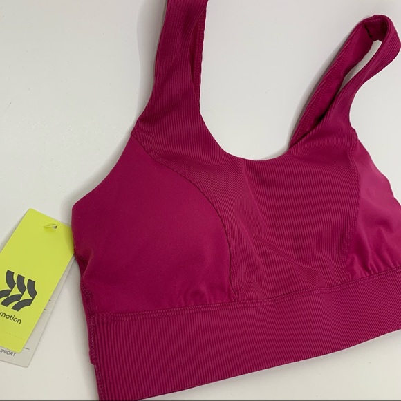 All In Motion Cranberry Sports Bra Medium Support Ribbed Moisture Wicking Nwt - Picture 3 of 13
